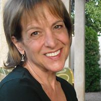 Deborah Silverman Photo 19