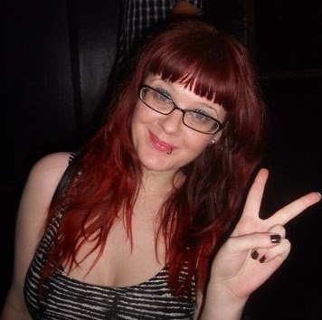 Michelle Quinn Photo 35