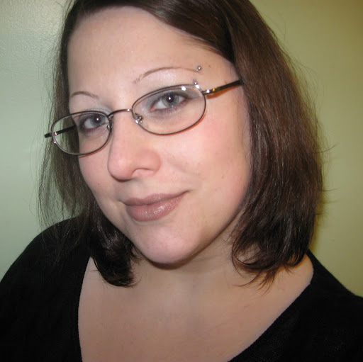 Laura Miles Photo 26