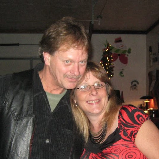 Pam Thompson Photo 34