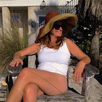 Mary West Photo 18