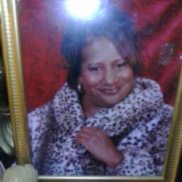 Edna Robinson Photo 5