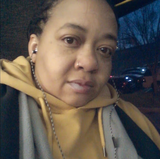 Nicole Harris Photo 8