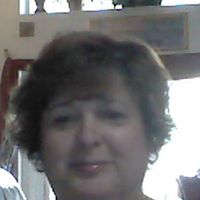 Elizabeth Poole Photo 26