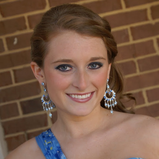 Christy Robertson Photo 34