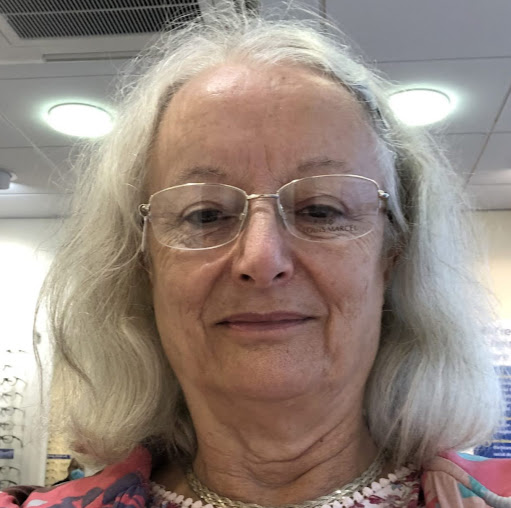 Margaret Chapman Photo 34