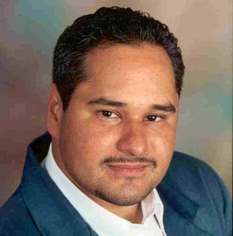 Roberto Pulido Photo 12