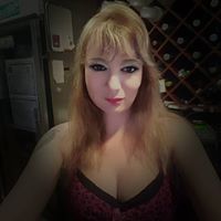 Sara Thibodeau Photo 19