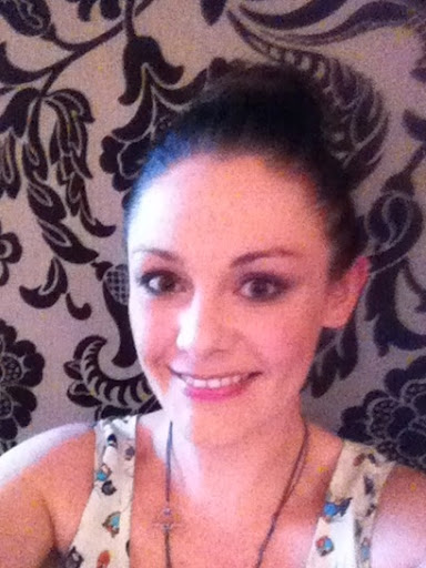 Caroline Riley Photo 10