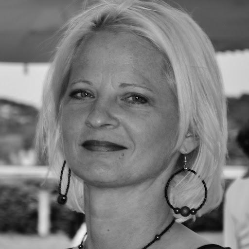 Jennifer Reber Photo 13