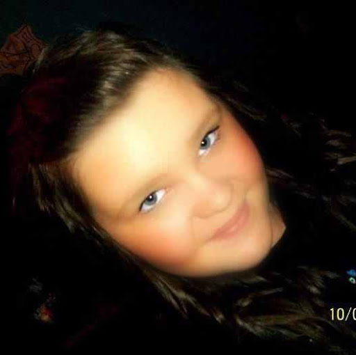 Sara Hinton Photo 16