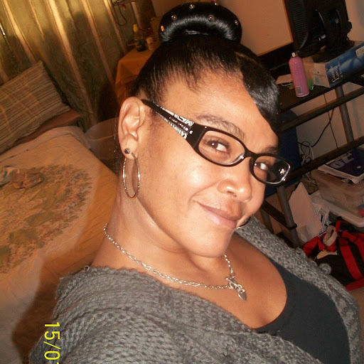 Cheryl Holloway Photo 13