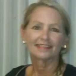 Debbie Mathis Photo 28