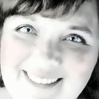 Tiffany Hayes Photo 38