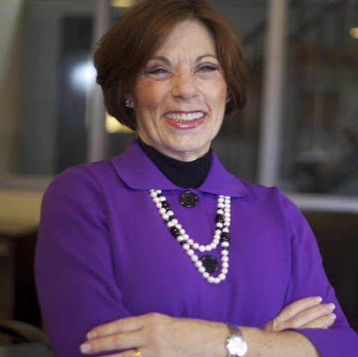 Susan Markham Photo 32