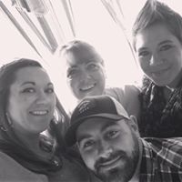 Lisa Toth Photo 18