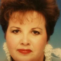 Annette Leon Photo 13