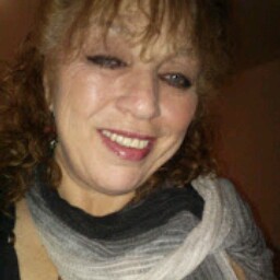 Teri Wolff Photo 6