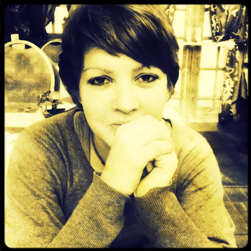 Juliet Clarke Photo 8