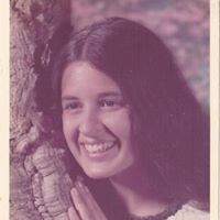 Barbara Crow Photo 27