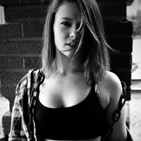 Hailey Howell Photo 8