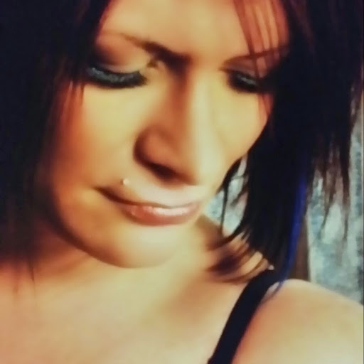 Jennifer Foust Photo 4