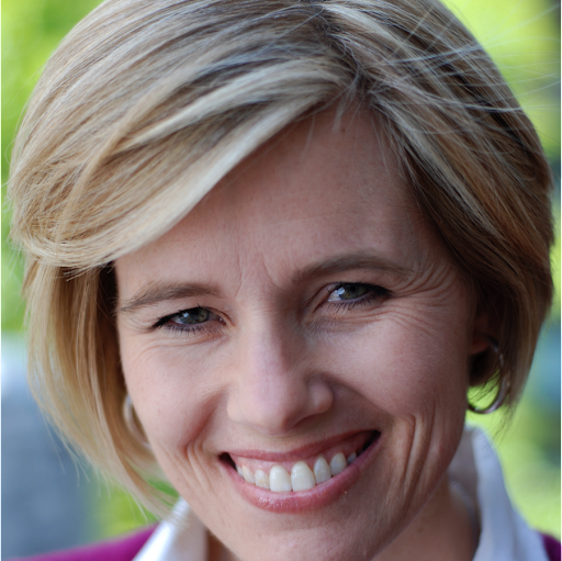 Kelly Wallace Photo 3