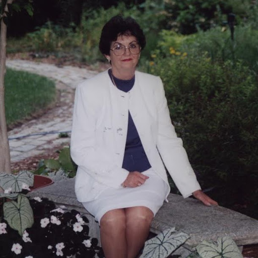 Peggy Duncan Photo 40