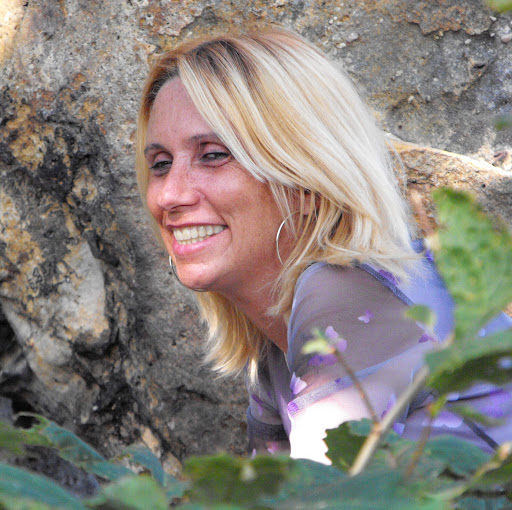 Linda Mays Photo 35