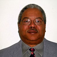 Russell Overton Photo 4