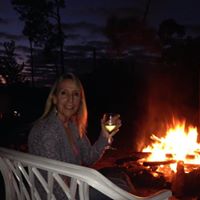 Maria Ambrose Photo 7