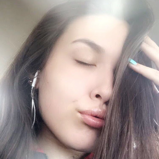 Haley Knight Photo 2