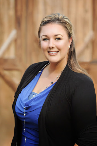 Ginger Gibbs Photo 14