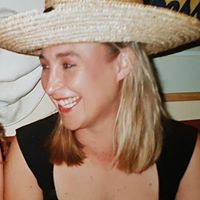 Heather Bourne Photo 11