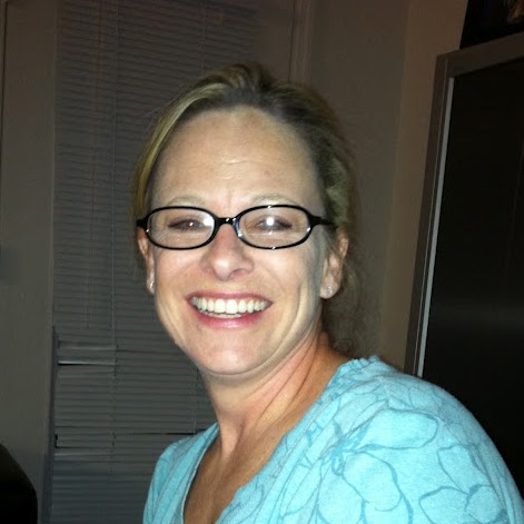 Michelle Huffman Photo 37