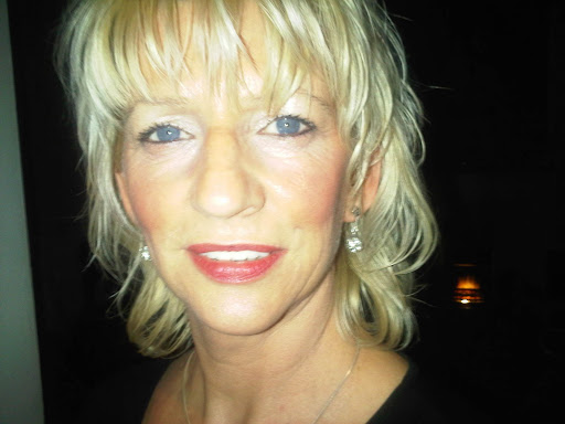 Karen Craig Photo 48