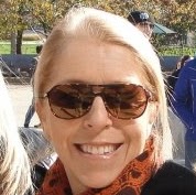 Suzanne Leonard Photo 36