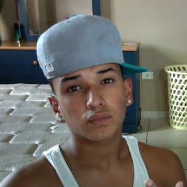 Kenneth Diaz Photo 38