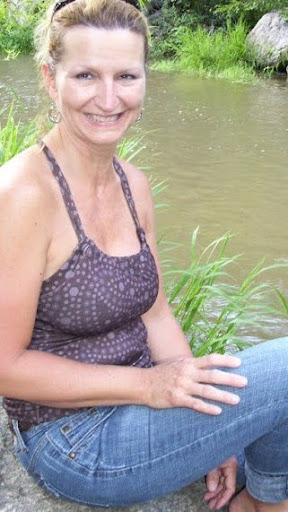 Debbie Wilkinson Photo 11