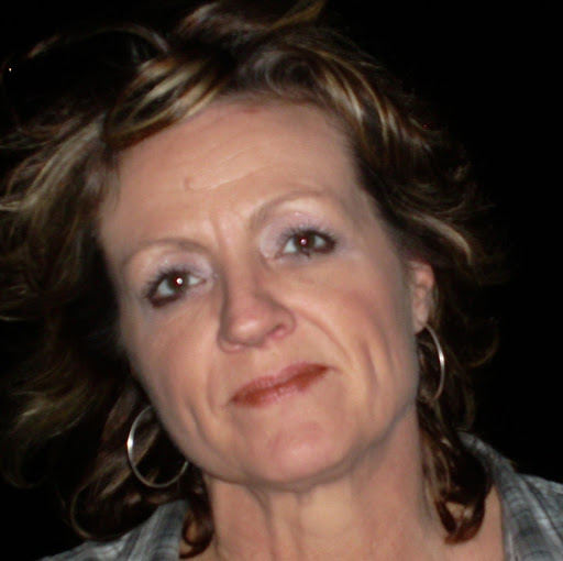Catherine Ross Photo 12