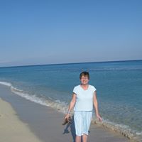 Colleen Bates Photo 35