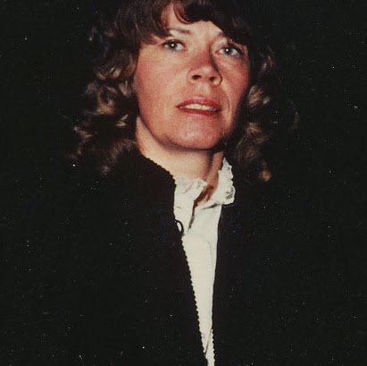 Judy Travis Photo 30