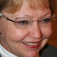 Nancy Hacker Photo 17