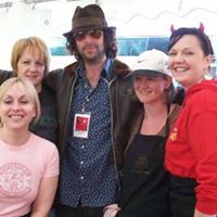 Linda Gilmour Photo 14