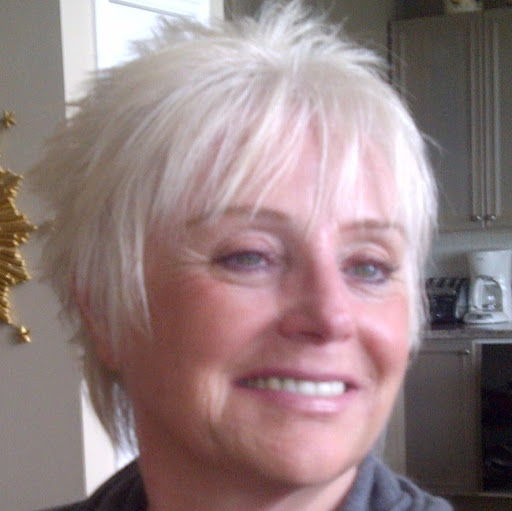 Joan Barrett Photo 6