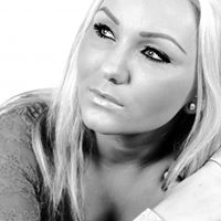 Sara Lind Photo 28