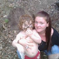 Samantha Singleton Photo 5