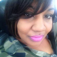 Gloria James Photo 8