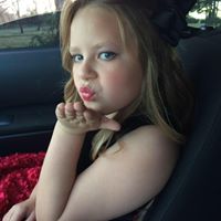Kristina Hayes Photo 25