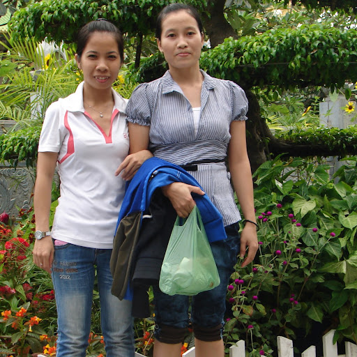 Ha Ngo Photo 29